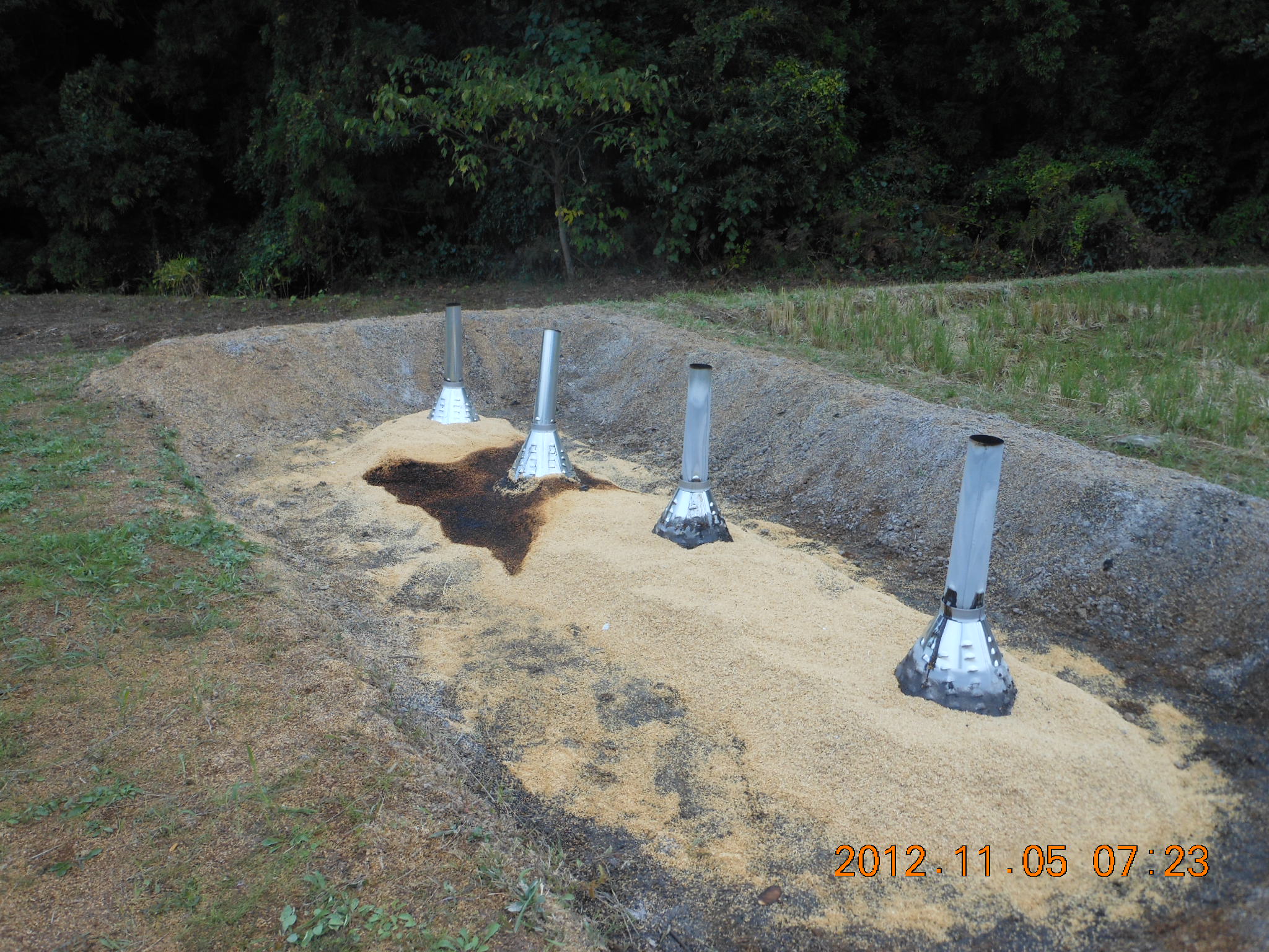 もみ殻追加 2012-11-05