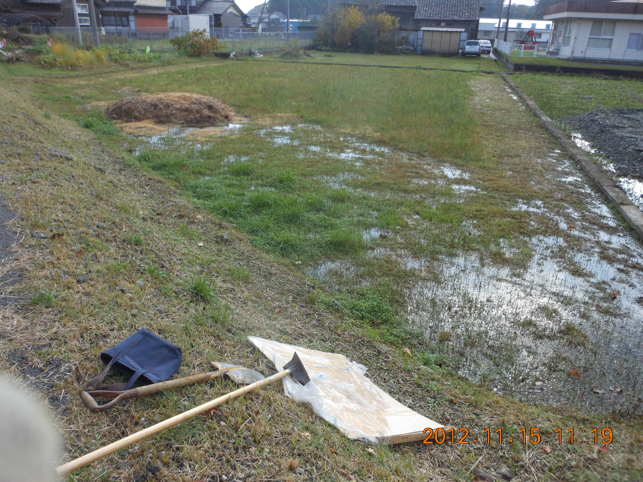 ２号と６号で排水対策（その１） 2012-11-15
