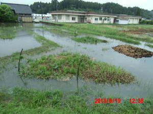 ２４時間で１ヶ月分を超える雨 2013-06-19