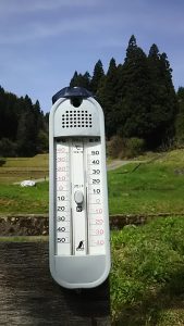 最低気温が10度を越える日が続けば直まきできるはず 2016-04-25