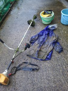 雨だけど草刈り 2017-04-26