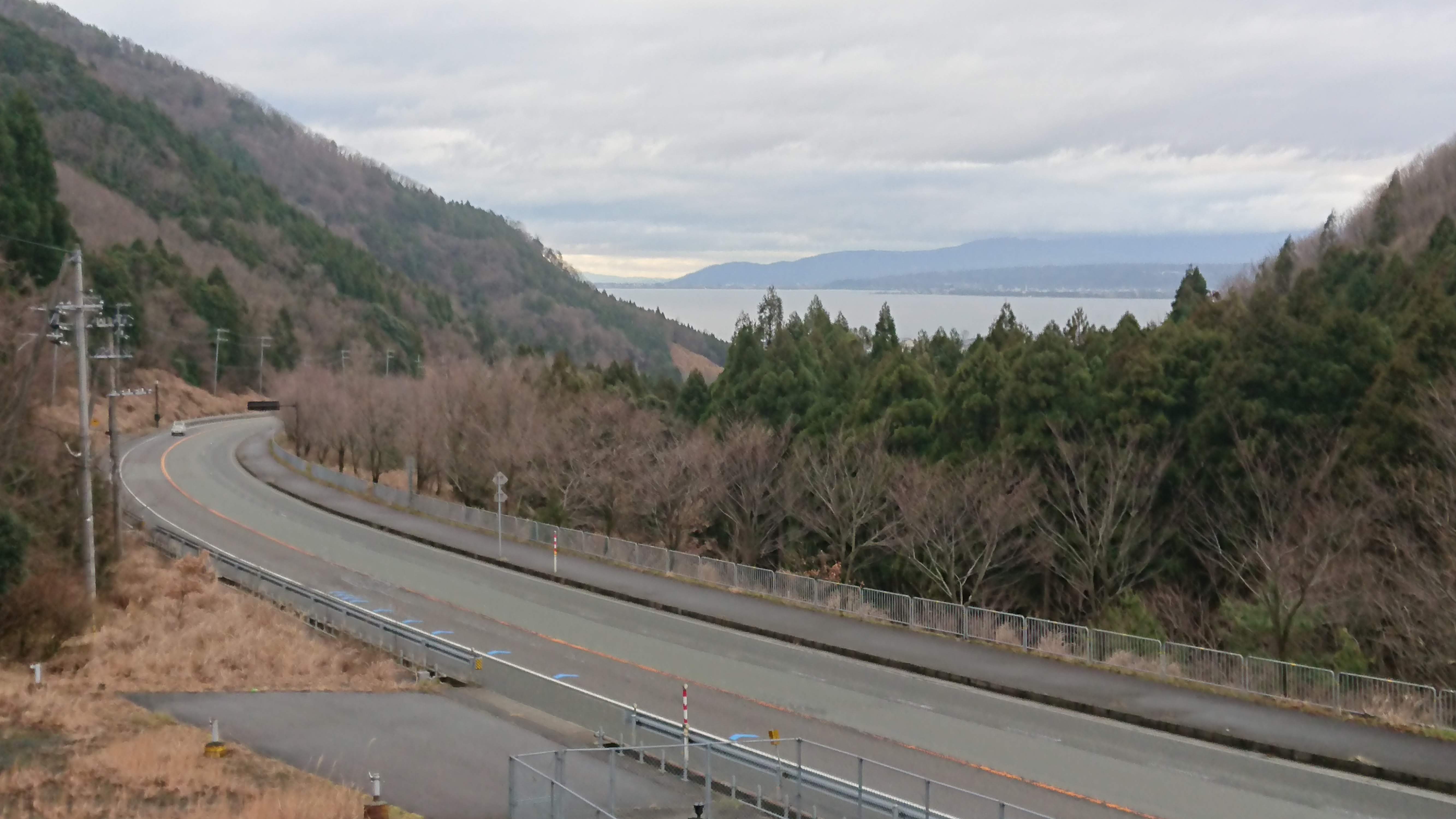 琵琶湖の北側の道の駅マキノ追坂峠で休憩-2020-01-28