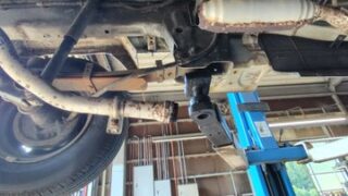 先週軽トラックのマフラーが折れたので、修理してもらっていました-2025-07-29