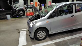 ガソリンスタンドでバッテリーが上がってエンジンがかからなくなりました-2025-08-23
